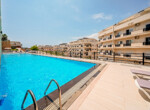 Partly furnished penthouse apartment in Oba Alanya, with views of the surrounding countryside and Taurus Mountains (28)