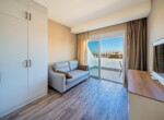 Luxury 3-bedroom penthouse with sea view in Emerald Paradise (17)