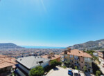 Experience the allure of modern apartments with stunning sea views in Alanya, overlooking the Mediterranean, and bustling city centre (21)